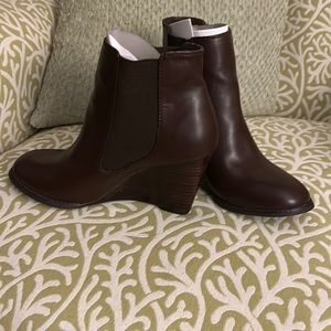 NIB San Jacinto ankle Boots 7.5 Brown